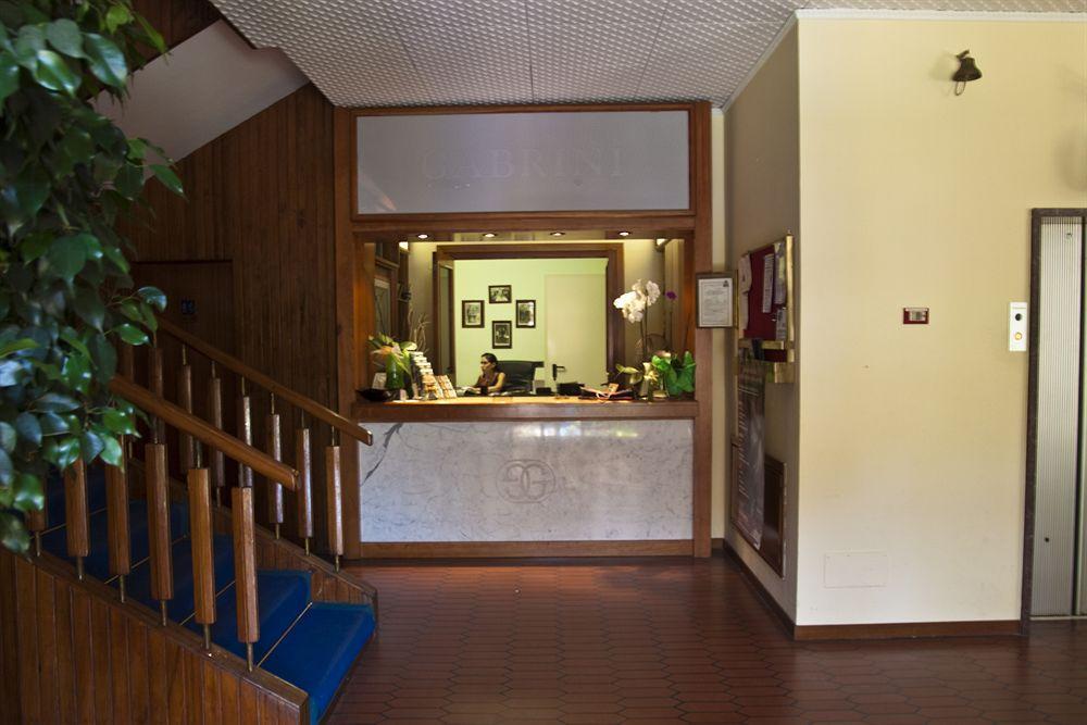 Hotel Gabrini Marina di Massa Luaran gambar